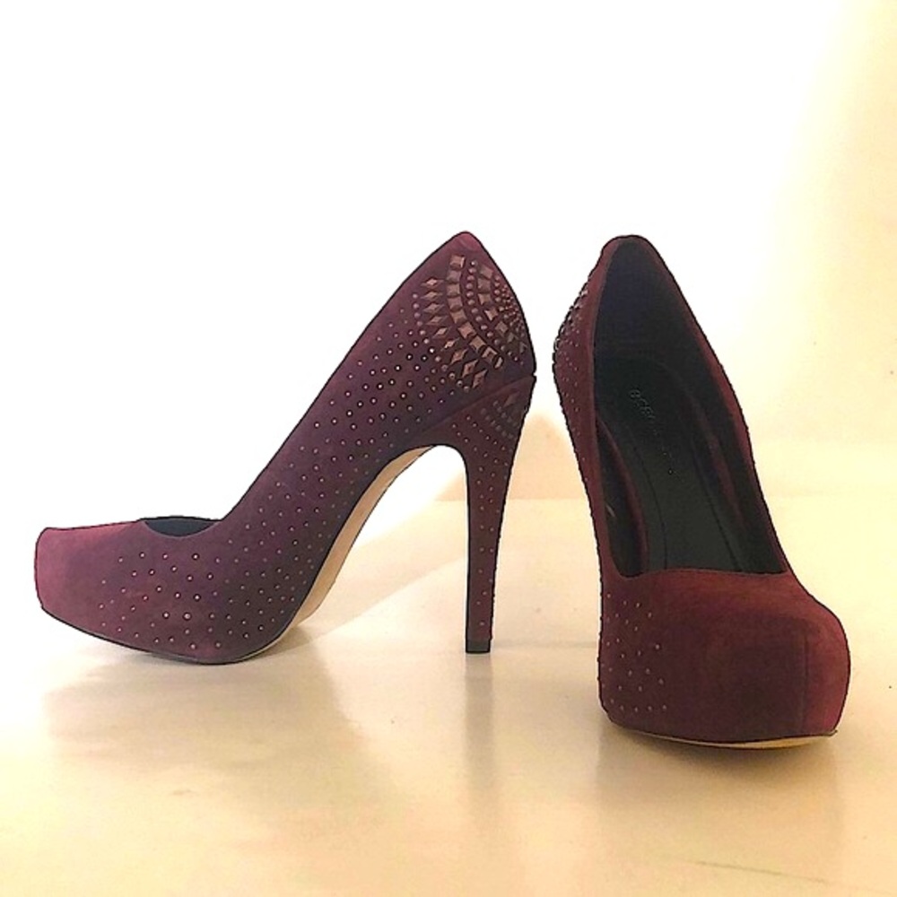 BCBG 5.5 High heel Burgundy Wine Suede Platform Studs Detail Excellent Condition